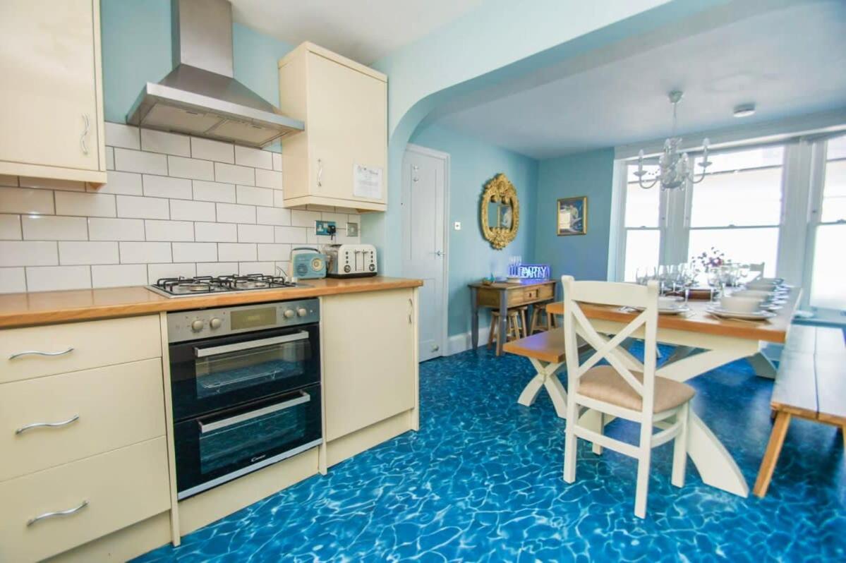 Mermaid Townhouse- By Brighton Holiday Lets ภายนอก รูปภาพ
