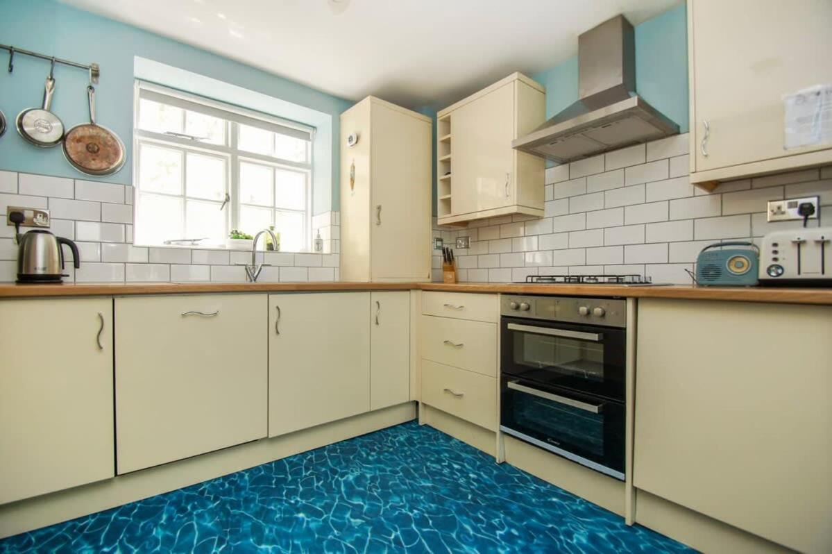 Mermaid Townhouse- By Brighton Holiday Lets ภายนอก รูปภาพ